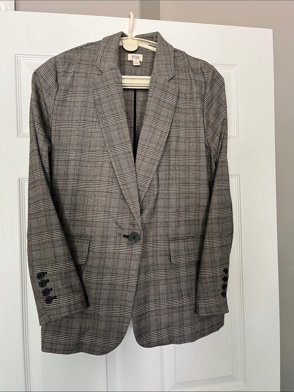 a.n.a Gray Plaid Single-Button Blazer size L